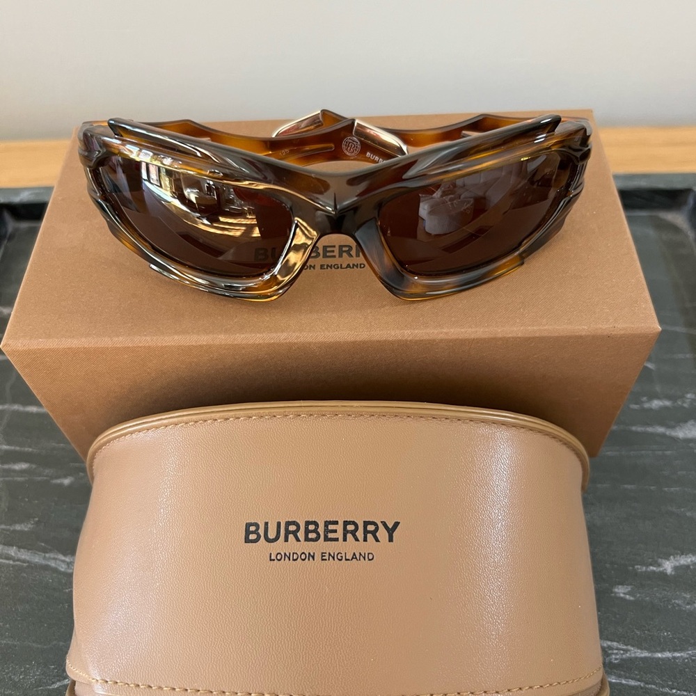 Burberry Marlowe Sunglasses